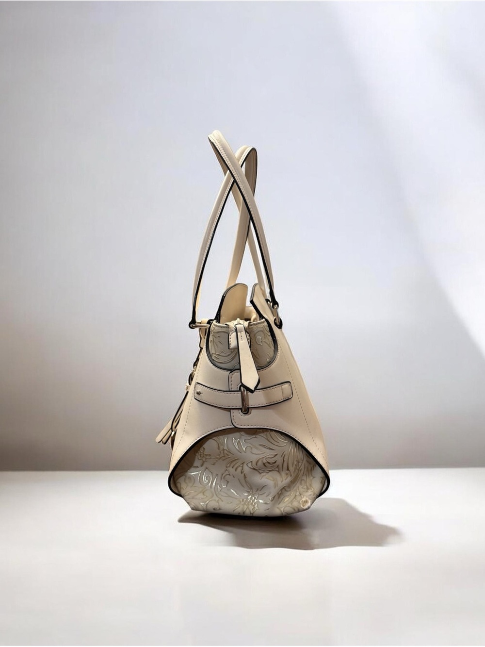 London Fog cream satchel shoulder handbag - Picture 5 of 9